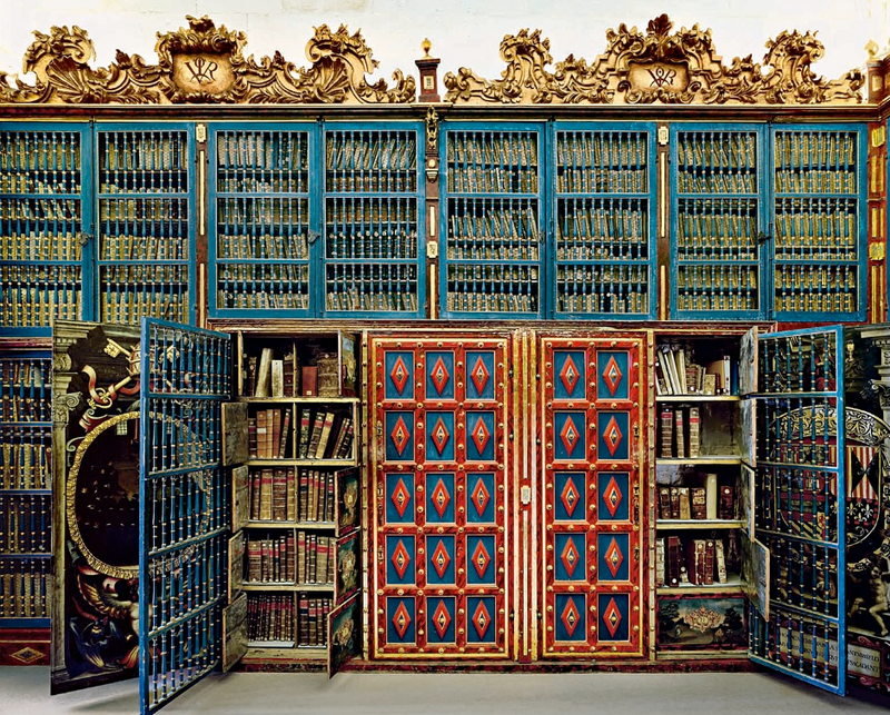 Illustration for article titled Lose Yourself In These Photos Of Europe's Most Magnificent Libraries